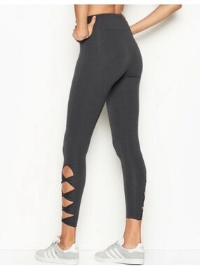 Knockout Capri leggings